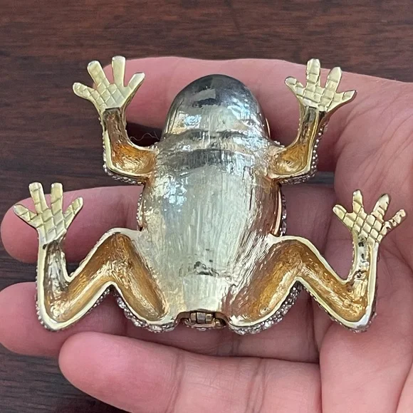 Signed Rucinni enameled pave set crystal metal frog pill trinket jewelry box - Picture 5 of 8